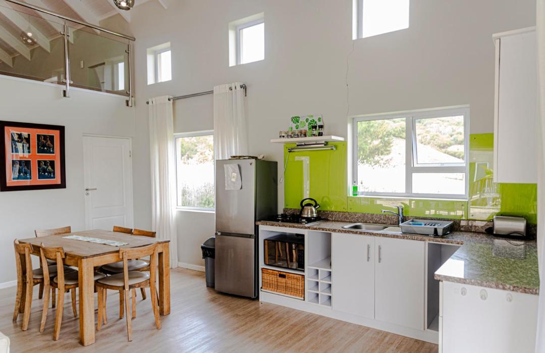 The Suites At Waterryk Eco Guest Farm Stilbaai Esterno foto
